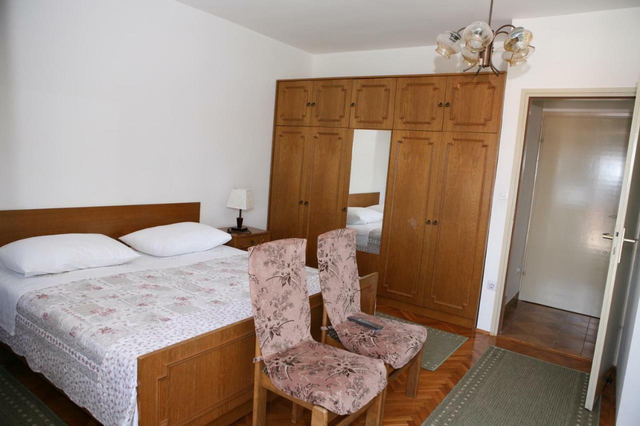 דונג'י סגט Rooms And Apartments Kurtovic מראה חיצוני תמונה